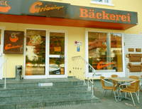 Eingang mit vier Stufen zur Bäckerei Grimminger in Rohrbach